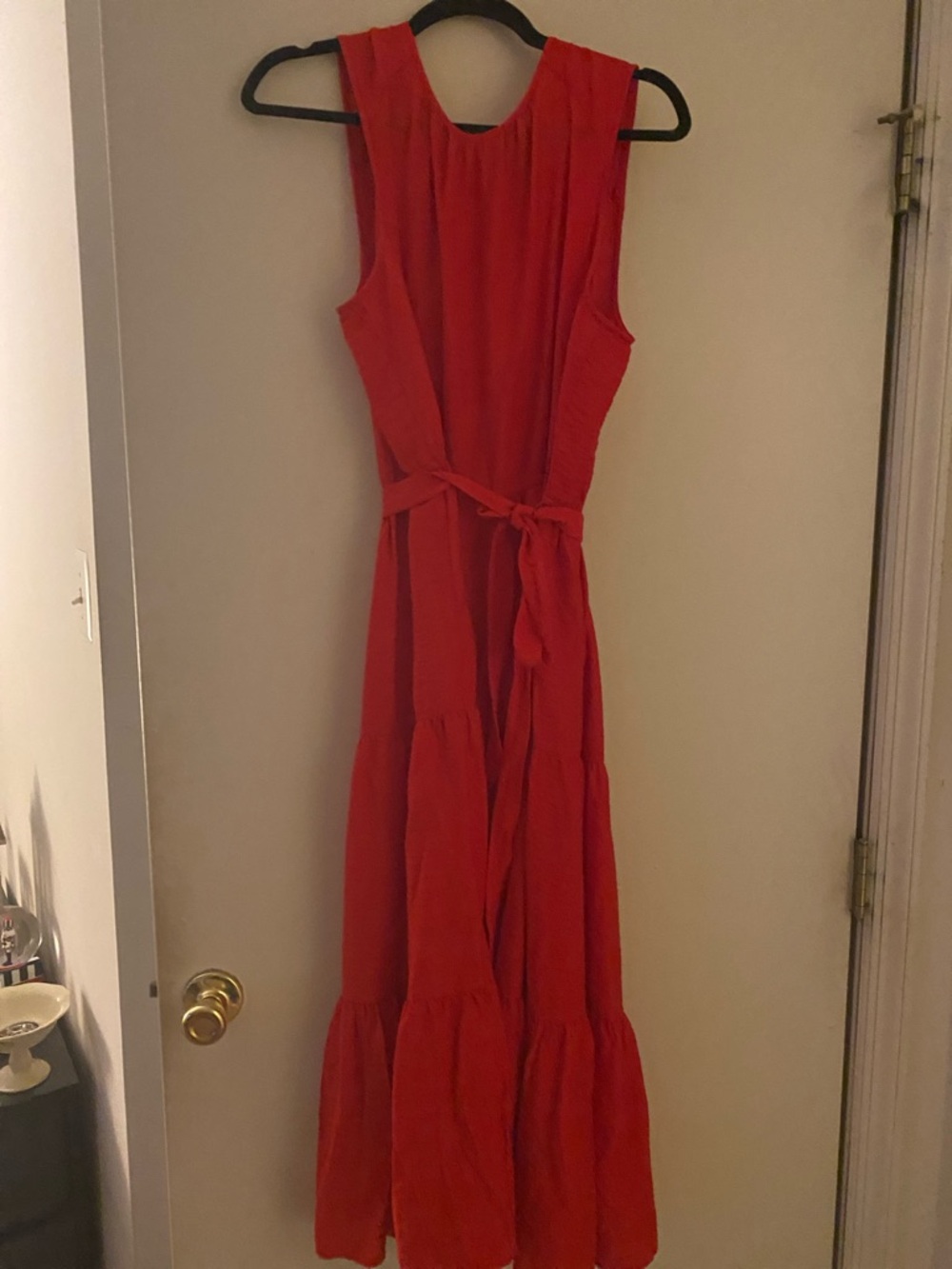 4 for 20.00 ❤️Simply Vera Vera Wang Red Sleeveless Tiered Maxi Dress